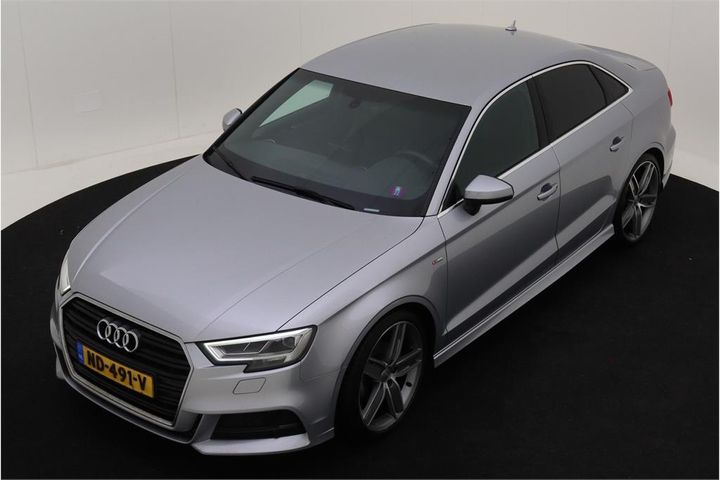 AUDI A3 LIMOUSINE 2018 wauzzz8vxh1009163