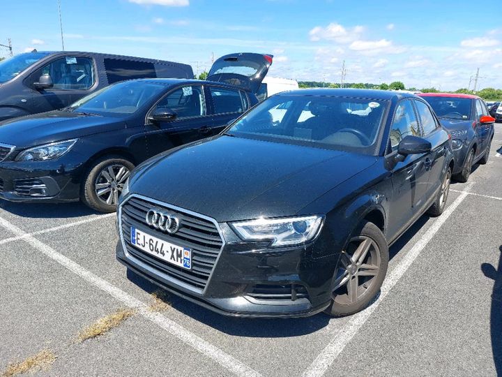 AUDI A3 BERLINE 2017 wauzzz8vxh1054880