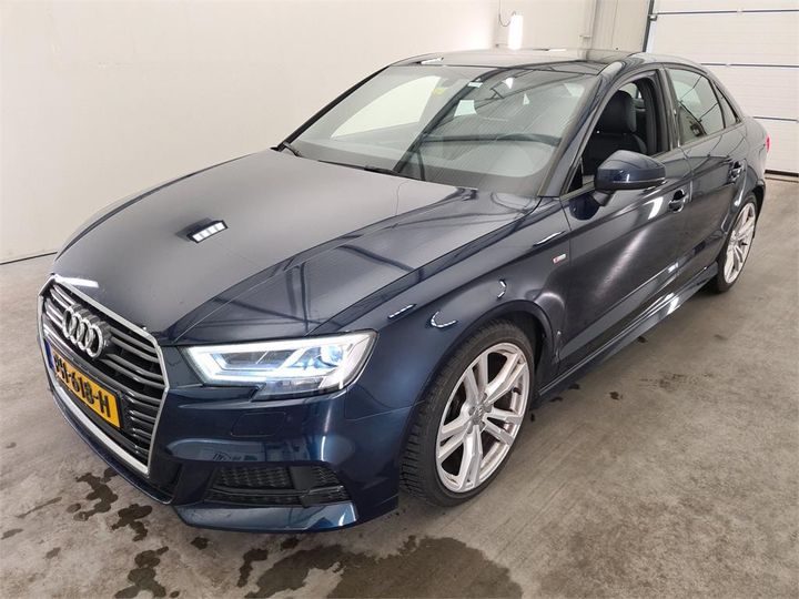 AUDI A3 2017 wauzzz8vxh1079505