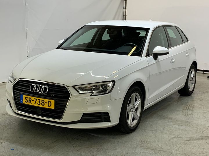 AUDI A3 SPORTBACK 2017 wauzzz8vxha095025