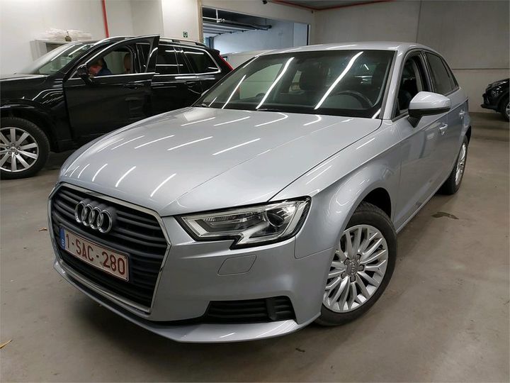 AUDI A3 SPORTBACK 2017 wauzzz8vxha109716