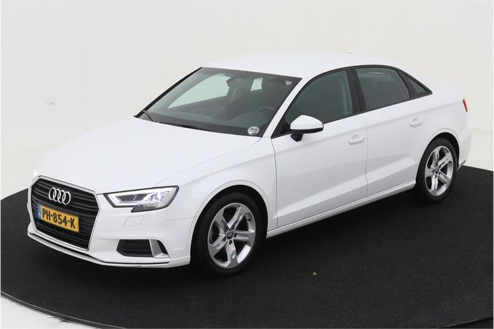 AUDI A3 LIMOUSINE 2017 wauzzz8vxj1000405