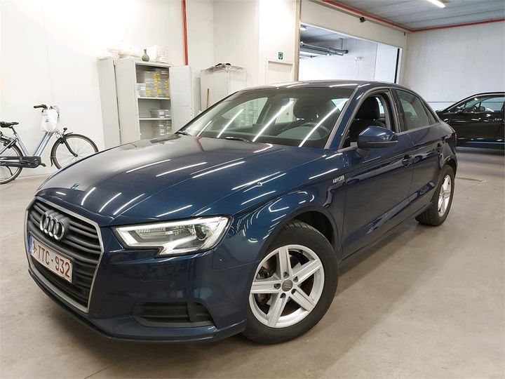 AUDI A3 BERLINE 2018 wauzzz8vxj1038734