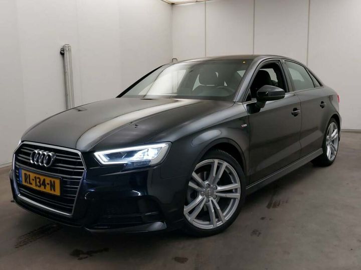 AUDI A3 2018 wauzzz8vxj1043321