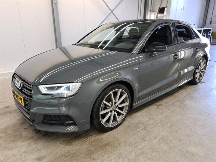 AUDI A3 2018 wauzzz8vxj1043545