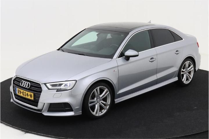 AUDI A3 LIMOUSINE 2018 wauzzz8vxj1046039