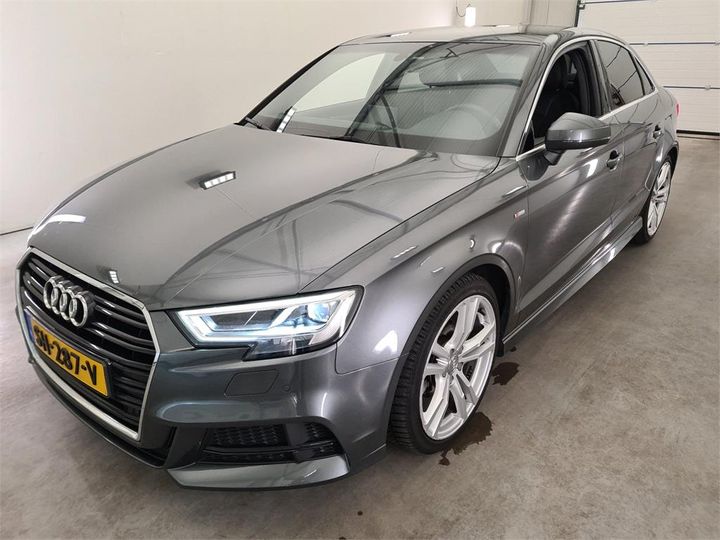 AUDI A3 2018 wauzzz8vxj1059468