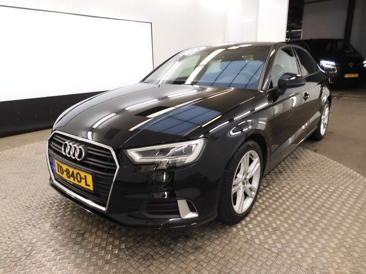 AUDI A3 LIMOUSINE 2018 wauzzz8vxj1082250