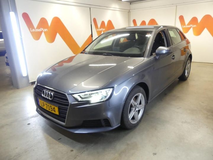 AUDI A3 SPORTBACK 2017 wauzzz8vxja013834