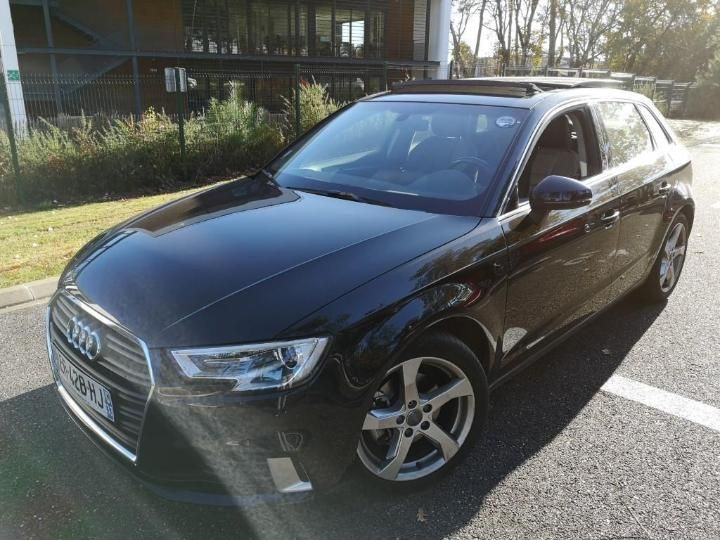 AUDI A3 SPORTBACK 2017 wauzzz8vxja015941