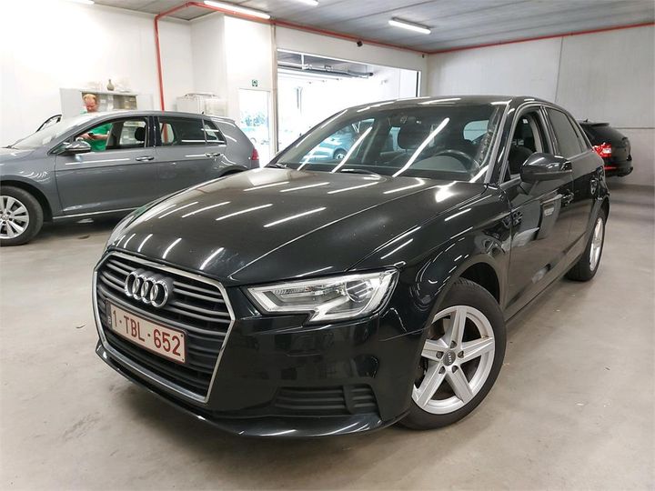 AUDI A3 SPORTBACK 2017 wauzzz8vxja017043