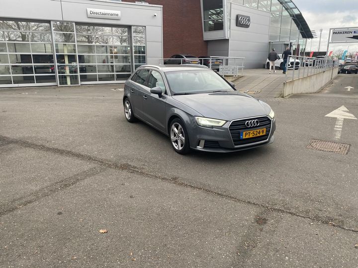 AUDI A3 SPORTBACK 2017 wauzzz8vxja026812