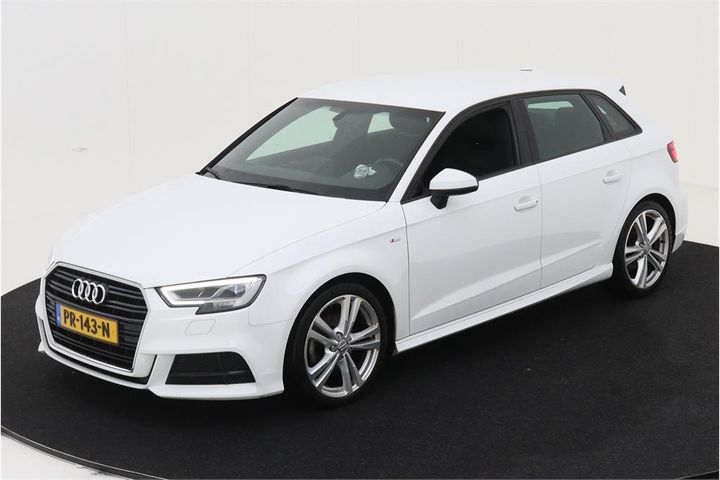 AUDI A3 SPORTBACK 2017 wauzzz8vxja031010