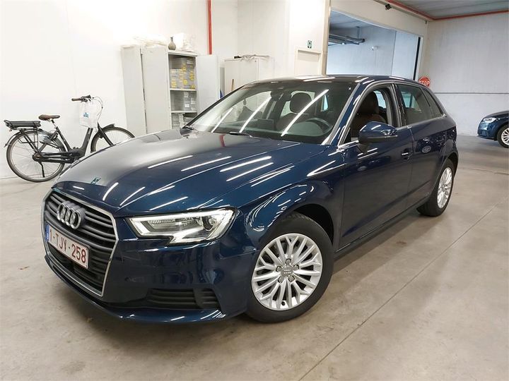 AUDI A3 SPORTBACK 2017 wauzzz8vxja059888