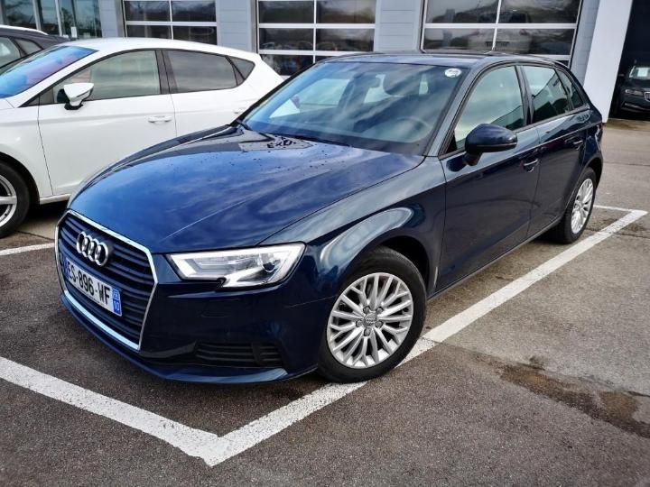 AUDI A3 SPORTBACK 2017 wauzzz8vxja068543