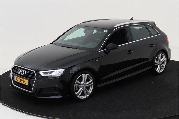 AUDI A3 SPORTBACK 2018 wauzzz8vxja069076