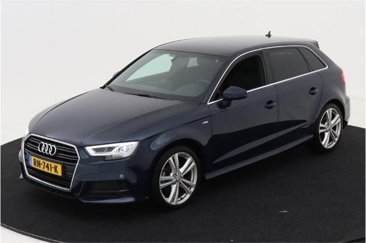 AUDI A3 SPORTBACK 2018 wauzzz8vxja069532