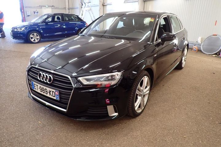 AUDI A3 SPORTBACK 2018 wauzzz8vxja069711