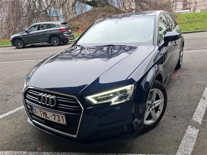 AUDI A3 SPORTBACK 2017 wauzzz8vxja071720