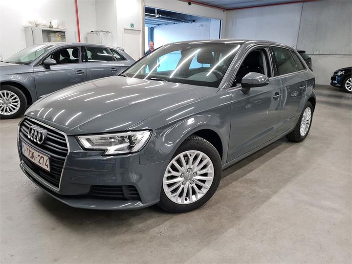 AUDI A3 SPORTBACK 2018 wauzzz8vxja074102