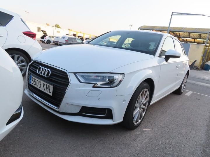 AUDI A3 2018 wauzzz8vxja076352