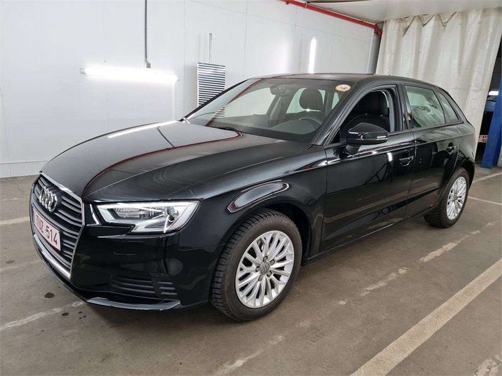 AUDI A3 SPORTBACK 2018 wauzzz8vxja092812