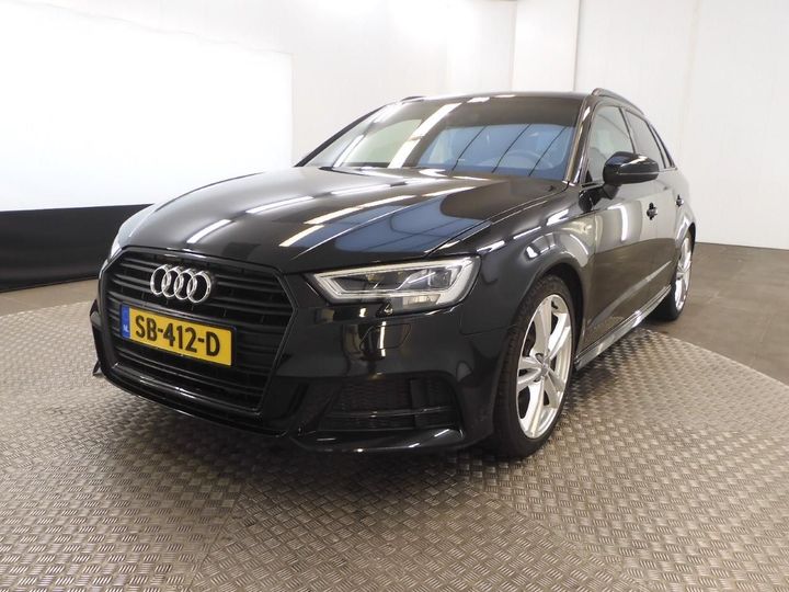 AUDI A3 SPORTBACK 2018 wauzzz8vxja096391