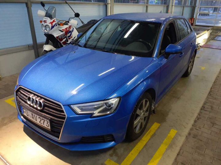 AUDI A3 2018 wauzzz8vxja113965