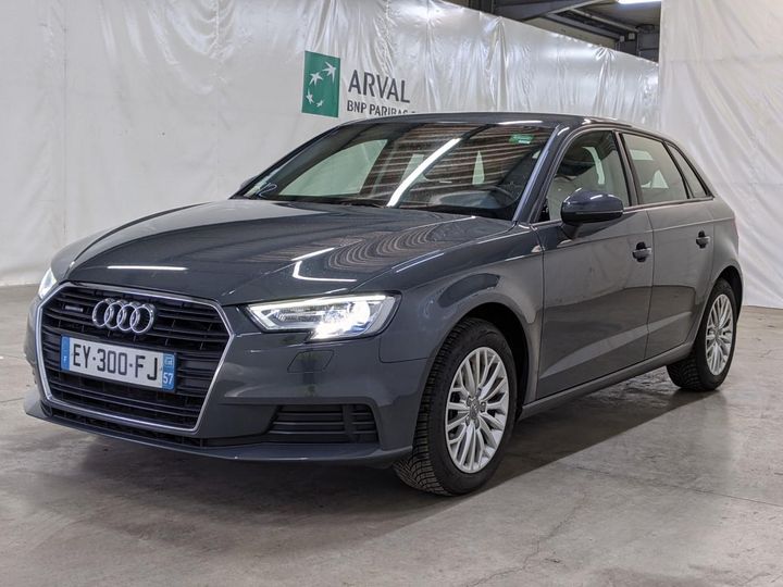 AUDI A3 SPORTBACK 2018 wauzzz8vxja129583