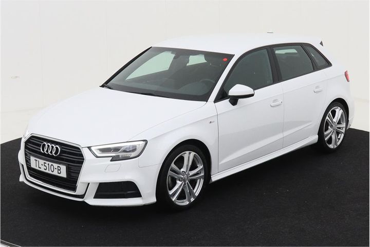 AUDI A3 SPORTBACK 2018 wauzzz8vxja132905