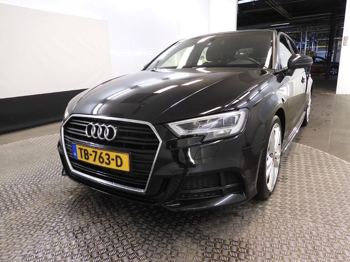 AUDI A3 SPORTBACK 2018 wauzzz8vxja135383