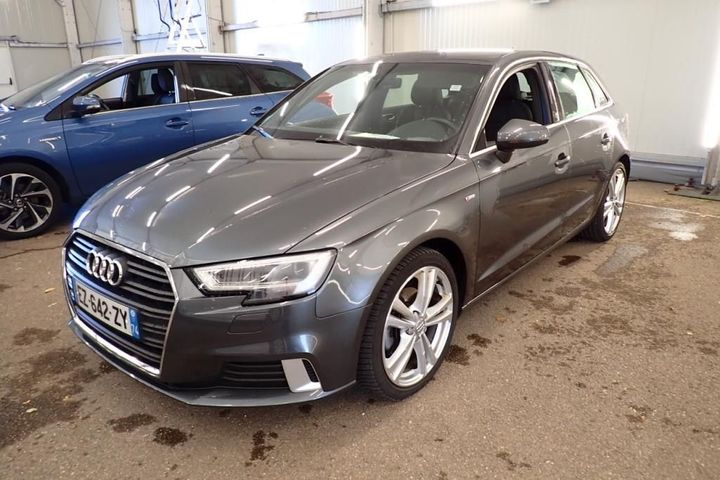 AUDI A3 SPORTBACK 2018 wauzzz8vxja136405