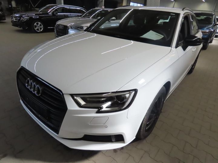 AUDI A3 SPORTBACK 2018 wauzzz8vxja146920