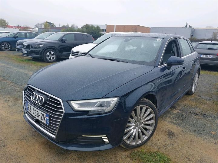 AUDI A3 SPORTBACK 2018 wauzzz8vxja147968