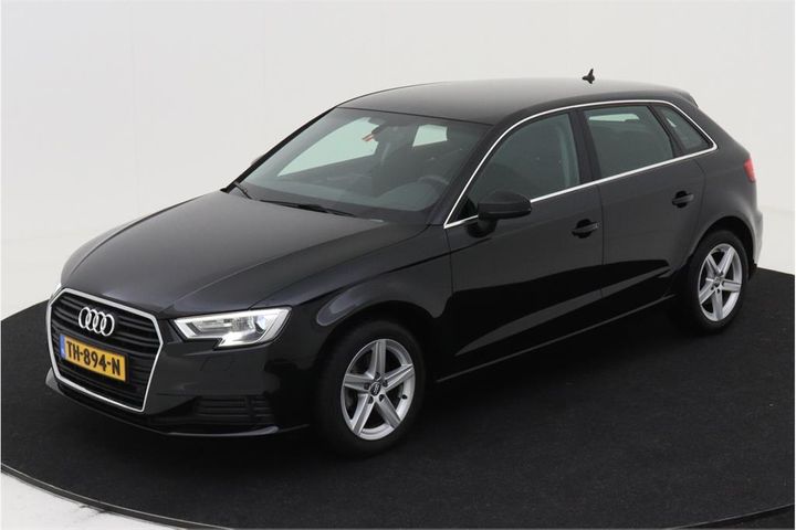 AUDI A3 SPORTBACK 2018 wauzzz8vxja150675