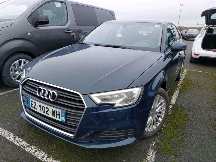 AUDI A3 SPORTBACK 2018 wauzzz8vxja151261