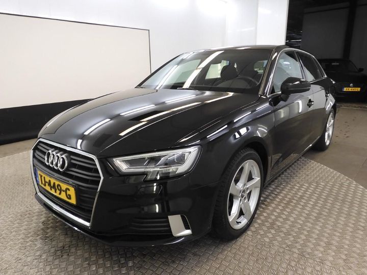 AUDI A3 SPORTBACK 2018 wauzzz8vxja151714