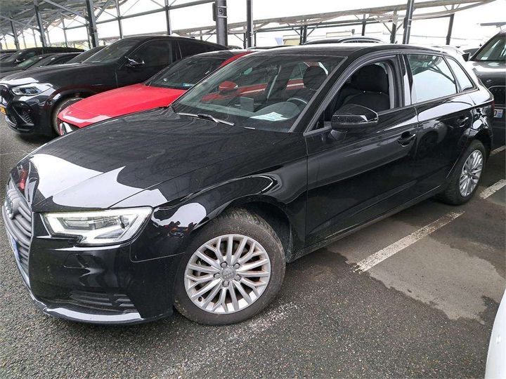 AUDI A3 SPORTBACK 2018 wauzzz8vxja152717