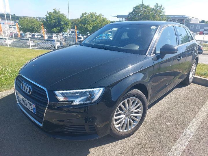 AUDI A3 SPORTBACK 2018 wauzzz8vxja152930