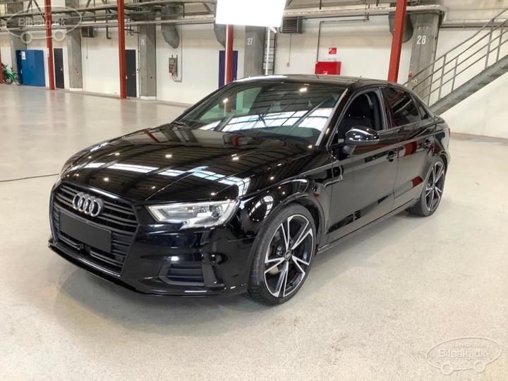 AUDI A3 SALOON 2019 wauzzz8vxk1019683