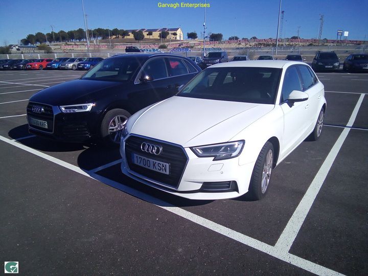 AUDI A3 2018 wauzzz8vxka005640