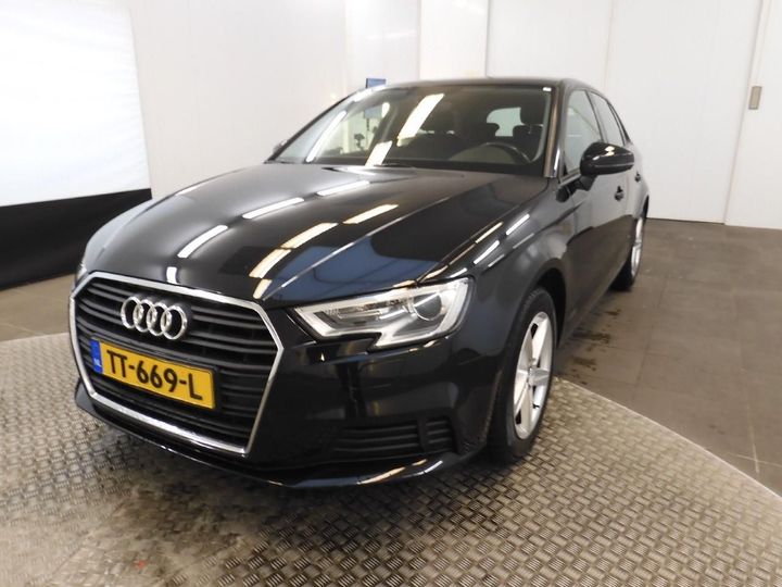 AUDI A3 SPORTBACK 2018 wauzzz8vxka019215