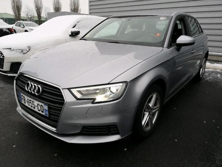 AUDI A3 SPORTBACK 2018 wauzzz8vxka019702