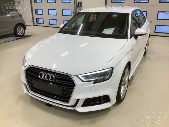 AUDI A3 SPORTBACK 2019 wauzzz8vxka067524