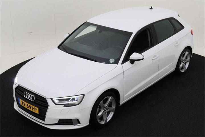 AUDI A3 2019 wauzzz8vxka071041