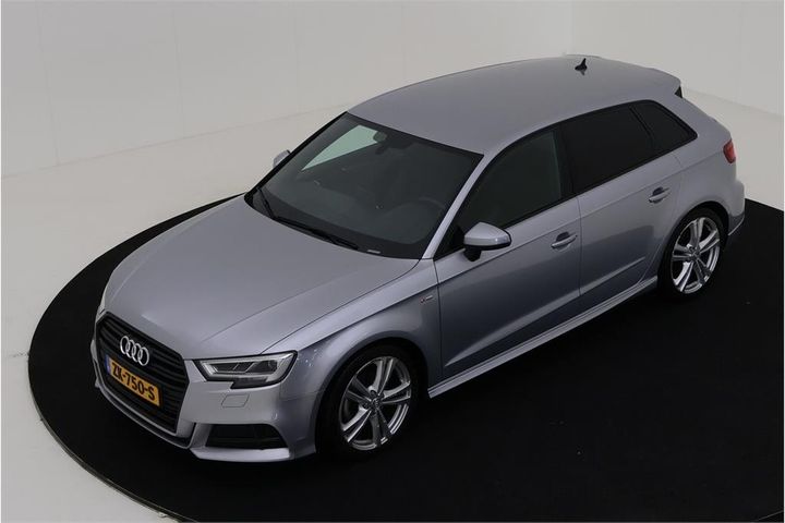 AUDI A3 2019 wauzzz8vxka084551