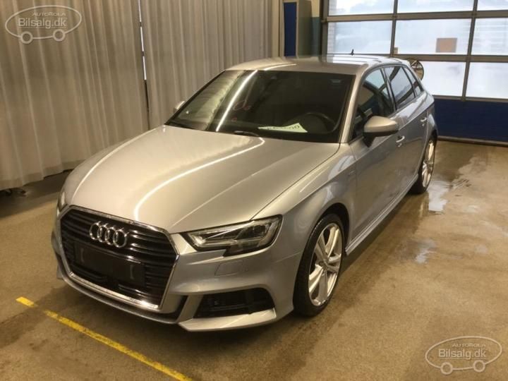 AUDI A3 SPORTBACK 2019 wauzzz8vxka086350