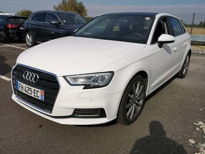 AUDI A3 SPORTBACK 2019 wauzzz8vxka113546