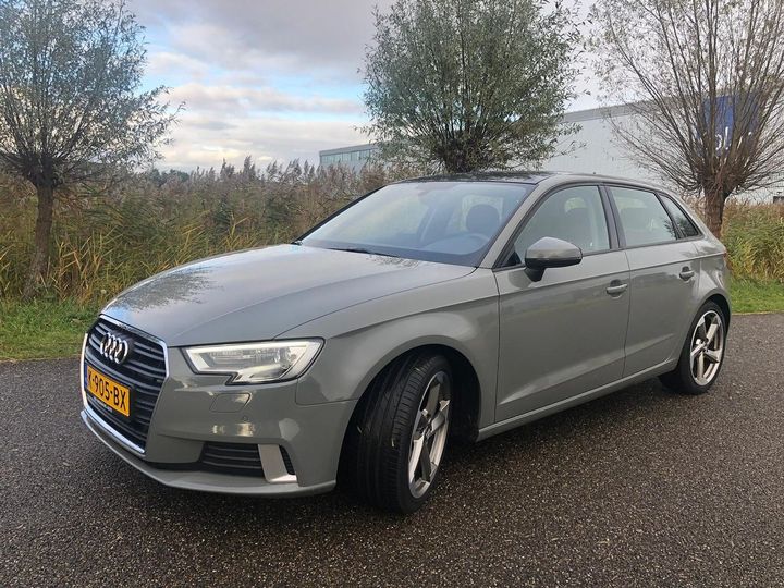 AUDI A3 SPORTBACK 2019 wauzzz8vxka121405