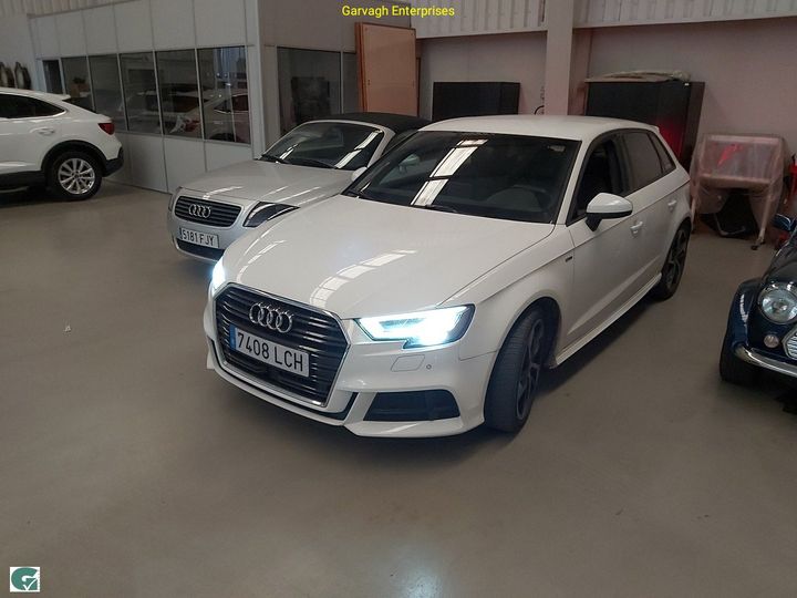 AUDI A3 2019 wauzzz8vxla025176